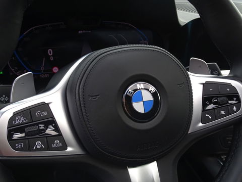 BMW 3 Serie Touring 330e 292PK High Exc. / M-Sport Individual / laser