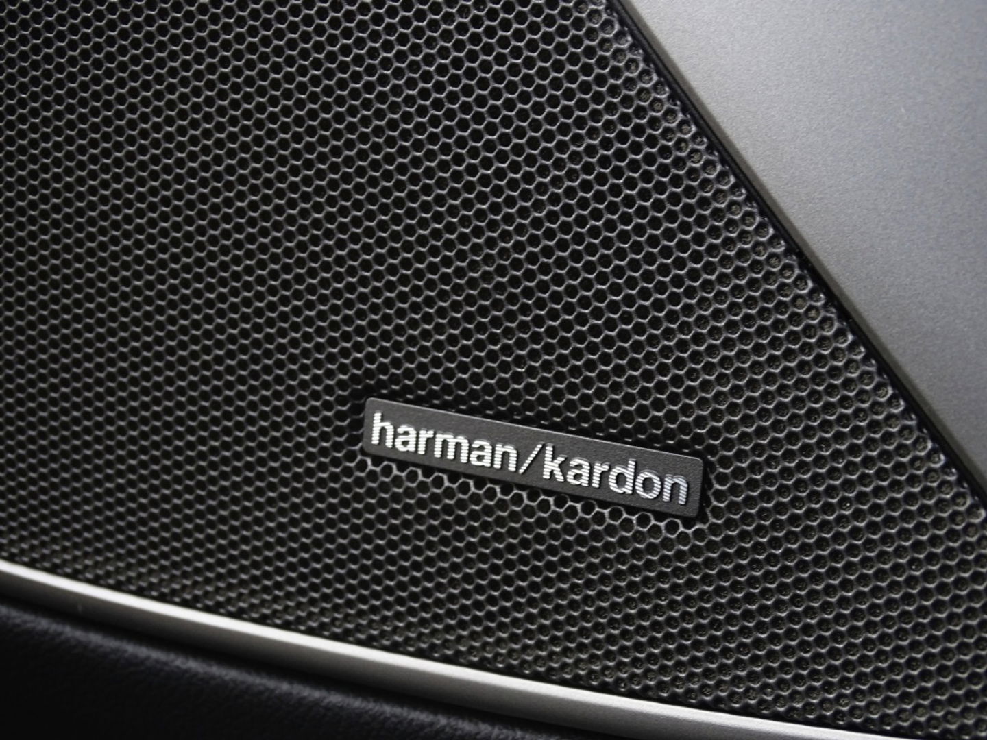 BMW 3 Serie Touring 330e 292PK High Exc. / M-Sport Individual / laser