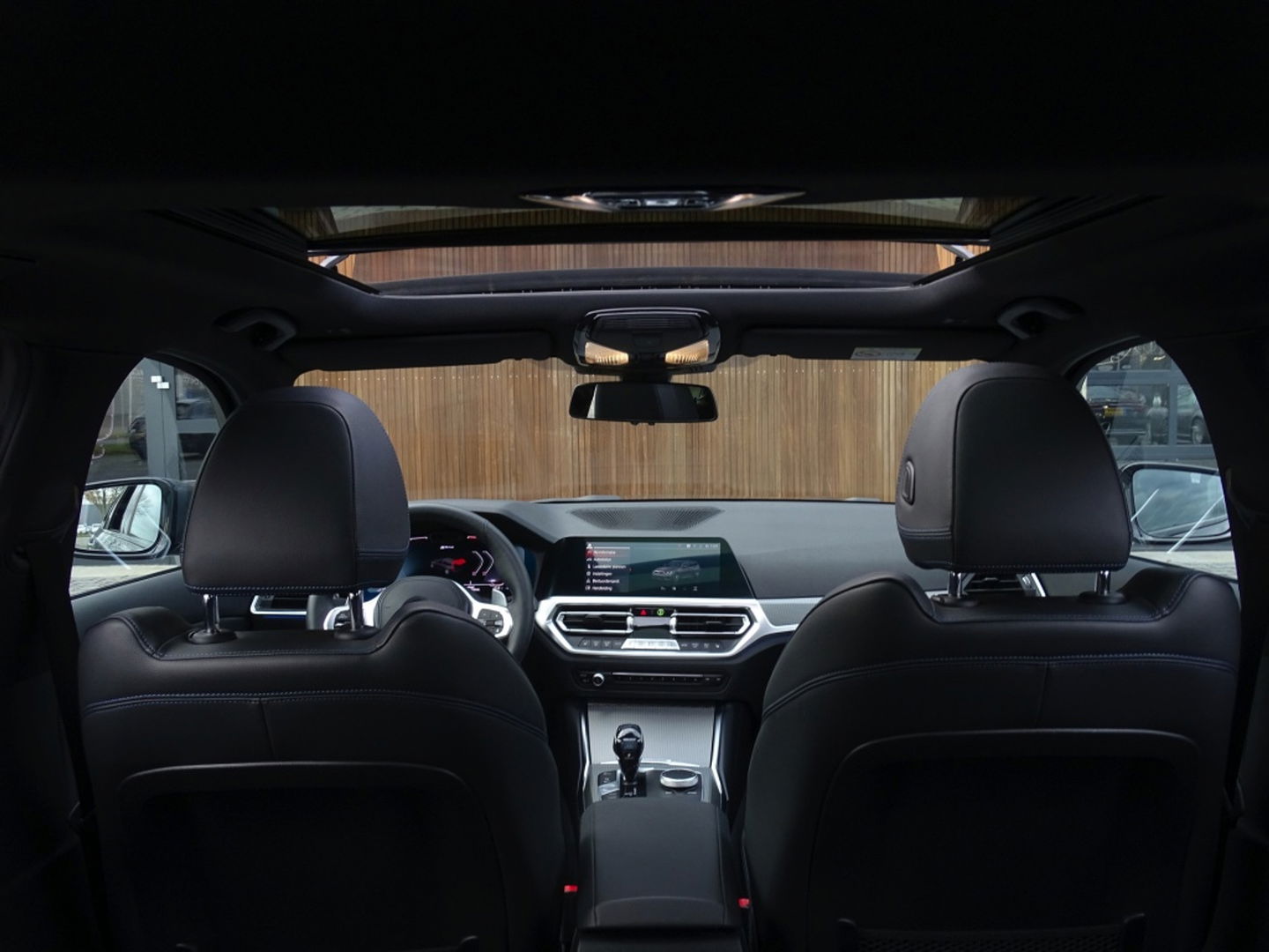 BMW 3 Serie Touring 330e 292PK High Exc. / M-Sport Individual / laser