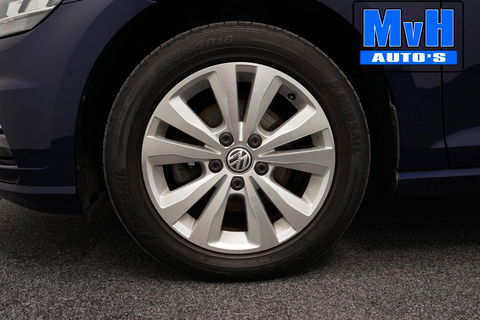 Volkswagen Golf 1.0 TSI Comfortline|ACC|TREKHAAK|PDC|CARPLAY