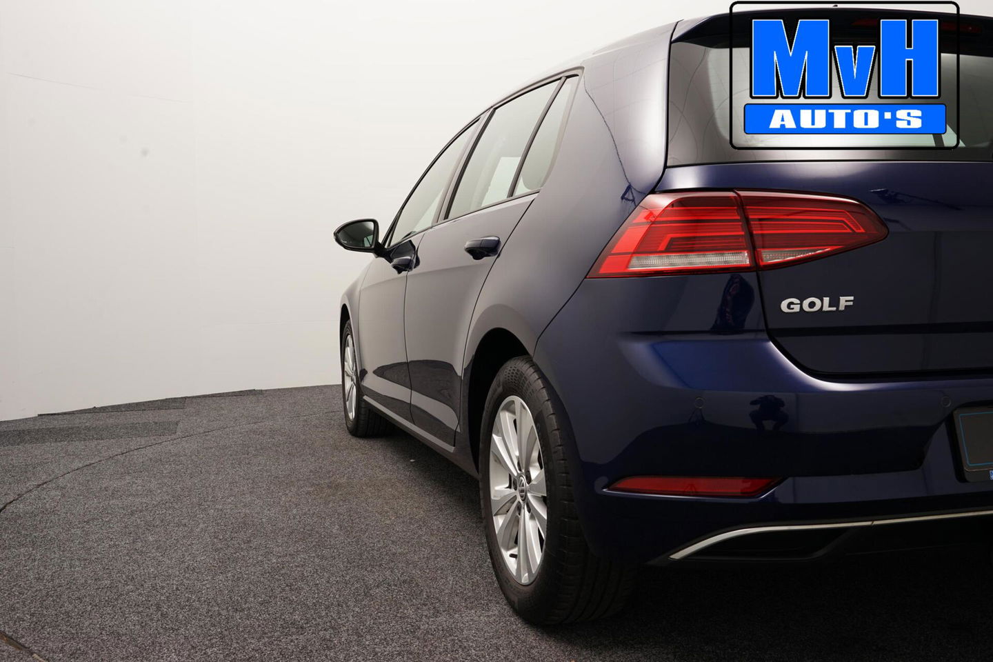 Volkswagen Golf 1.0 TSI Comfortline|ACC|TREKHAAK|PDC|CARPLAY