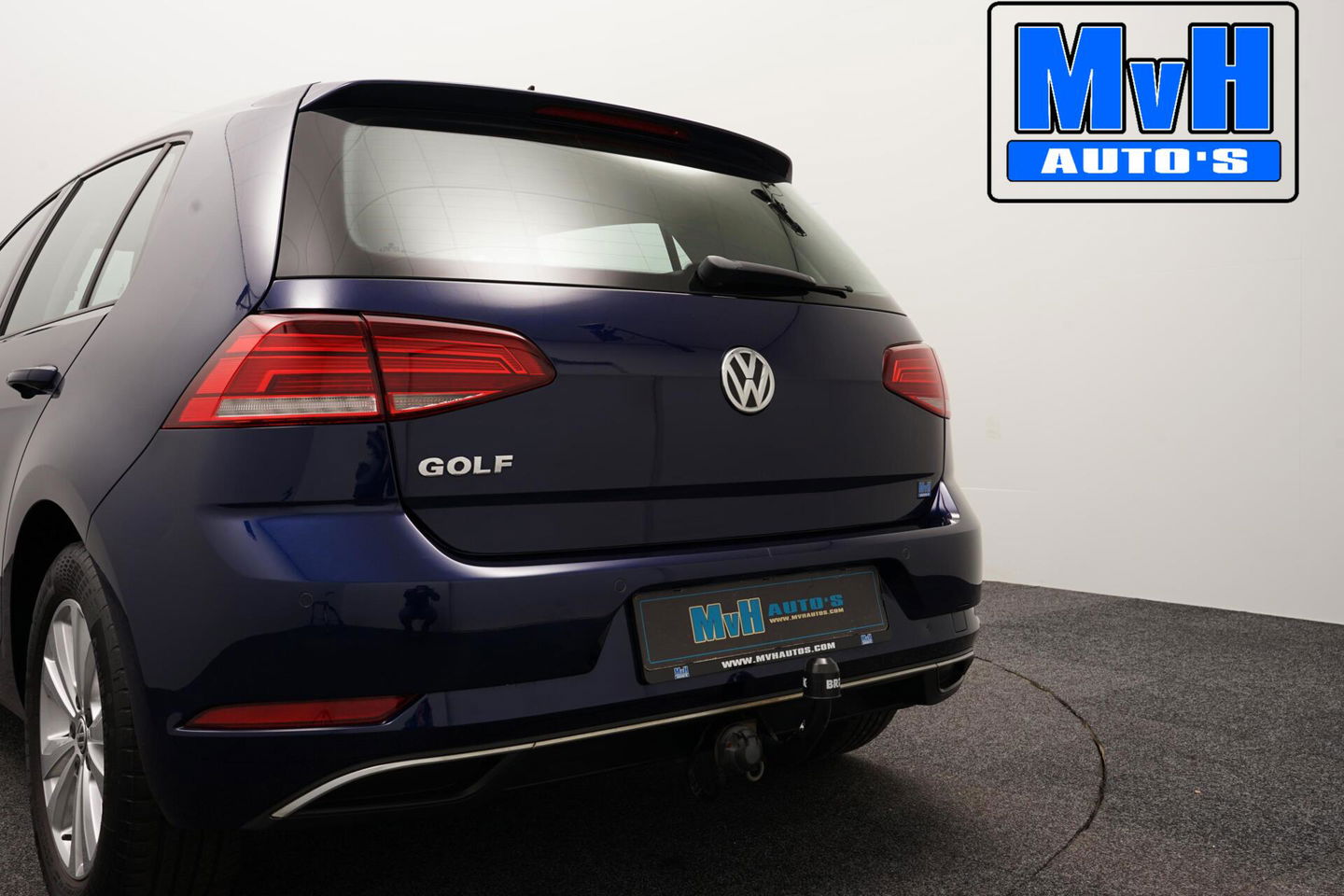 Volkswagen Golf 1.0 TSI Comfortline|ACC|TREKHAAK|PDC|CARPLAY