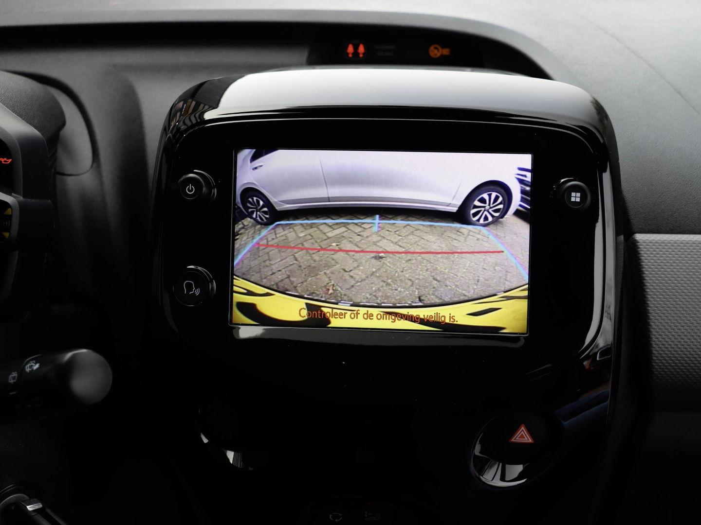 Peugeot 108 1.0 e-VTi Allure | Climate Control | Camera