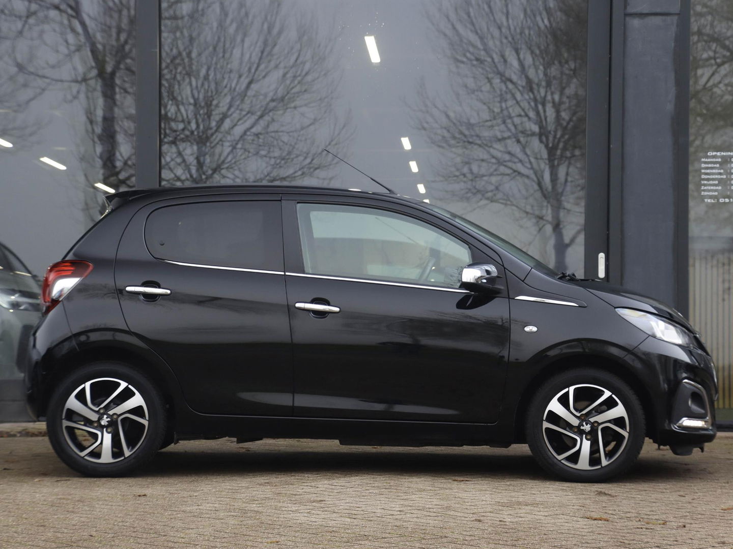 Peugeot 108 1.0 e-VTi Allure | Climate Control | Camera