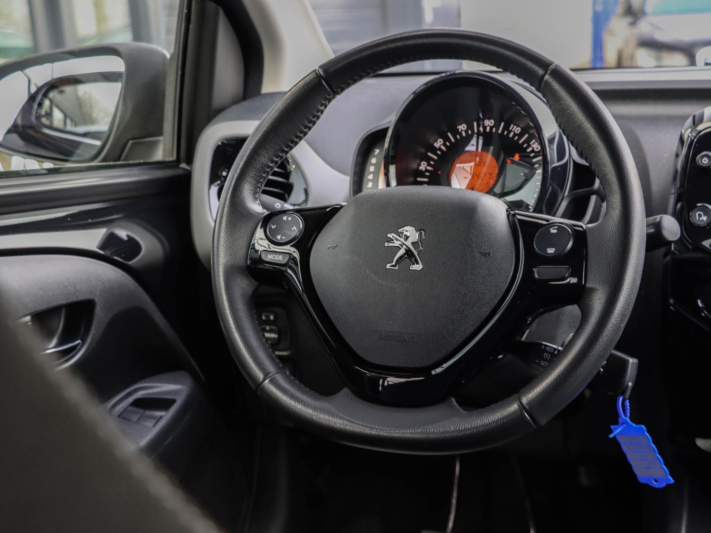 Peugeot 108 1.0 e-VTi Allure | Climate Control | Camera