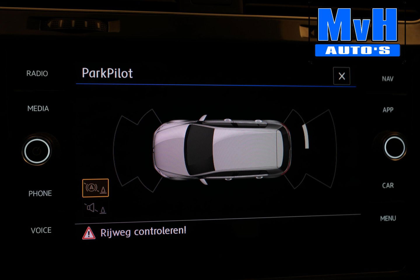 Volkswagen Golf 1.0 TSI Comfortline|ACC|TREKHAAK|PDC|CARPLAY