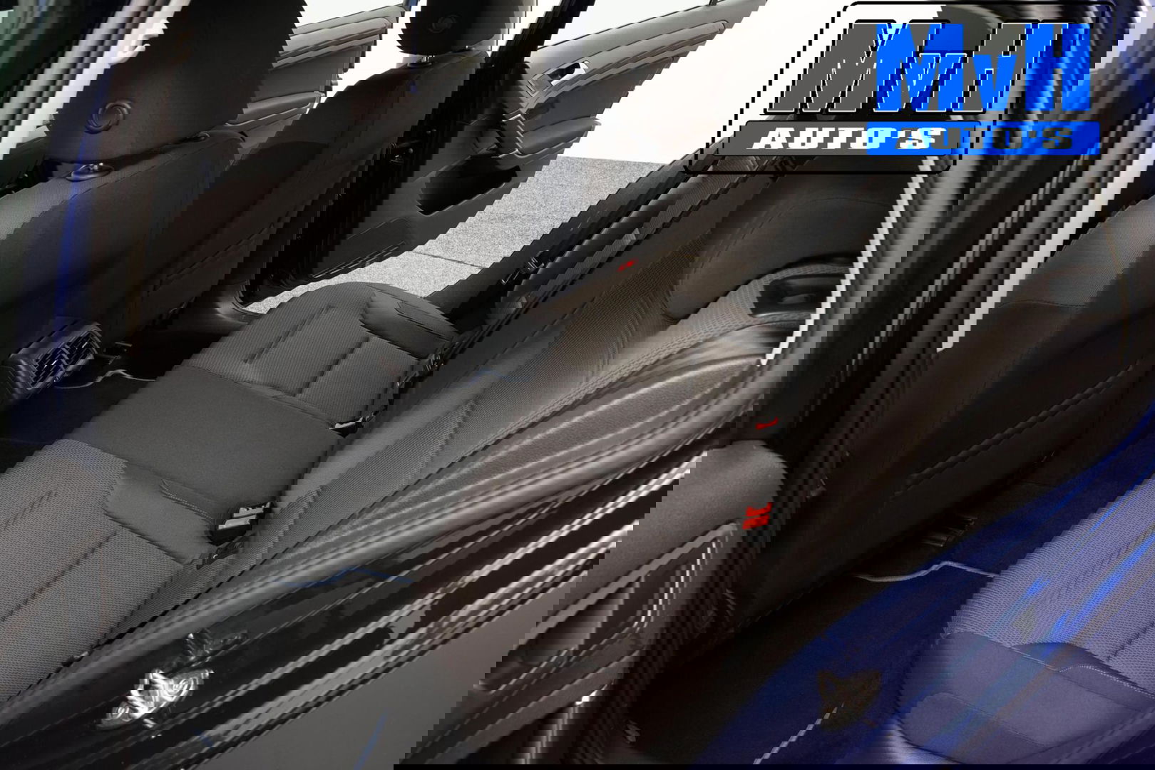 Volkswagen Golf 1.0 TSI Comfortline|ACC|TREKHAAK|PDC|CARPLAY