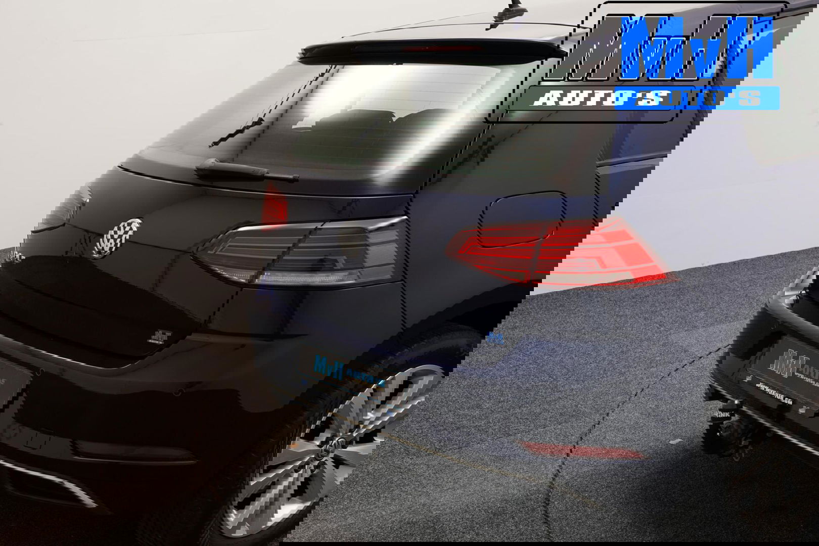 Volkswagen Golf 1.0 TSI Comfortline|ACC|TREKHAAK|PDC|CARPLAY