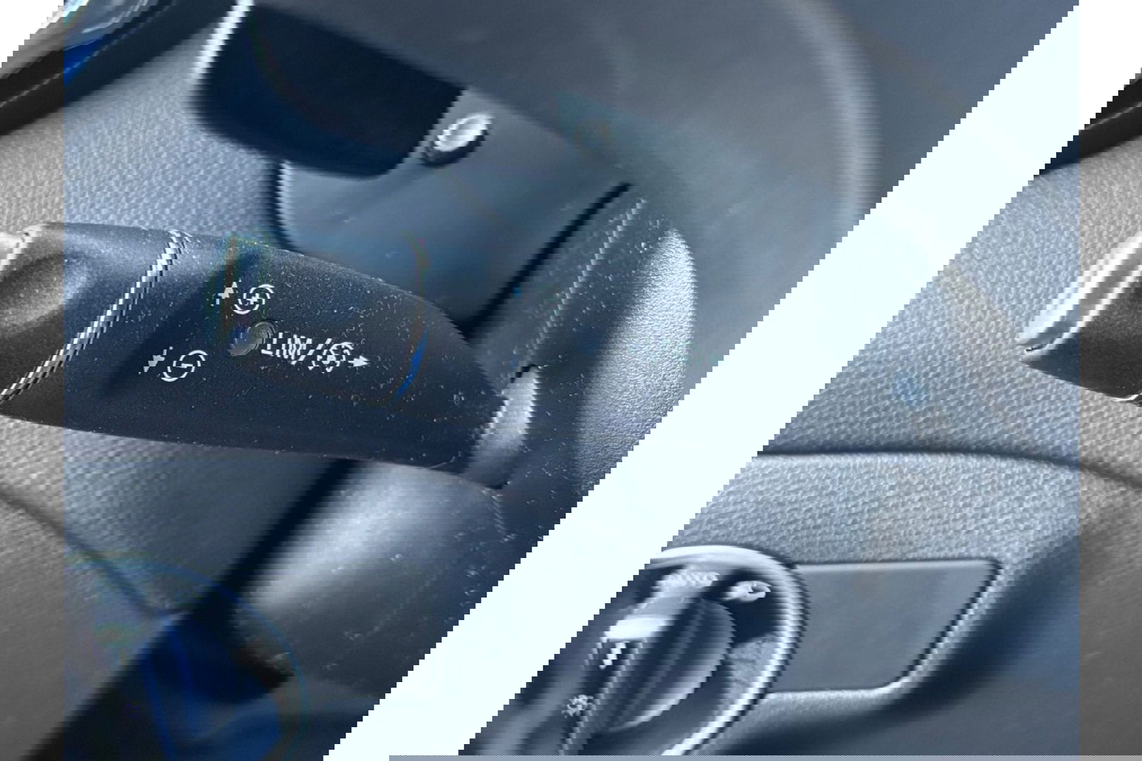 Mercedes-Benz GLA 200 PREMIUM PLUS AUTOMAAT PANORAMA AIRCO NAVI PDC.