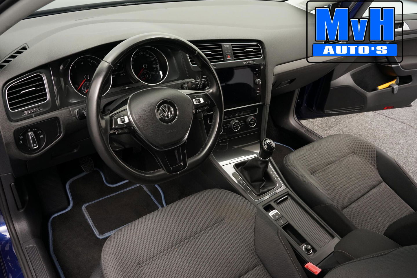 Volkswagen Golf 1.0 TSI Comfortline|ACC|TREKHAAK|PDC|CARPLAY