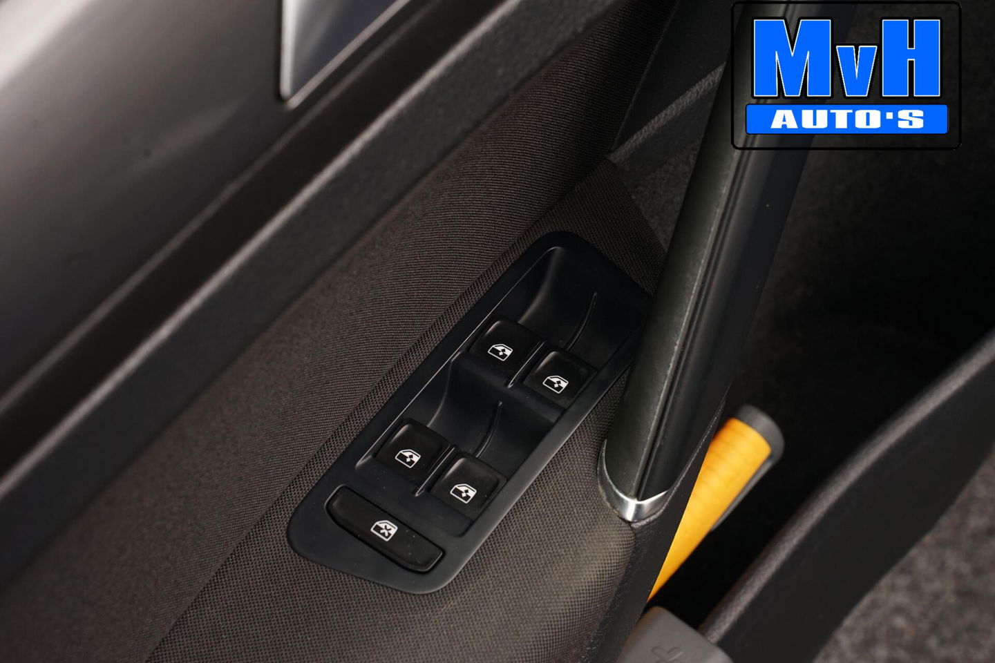 Volkswagen Golf 1.0 TSI Comfortline|ACC|TREKHAAK|PDC|CARPLAY