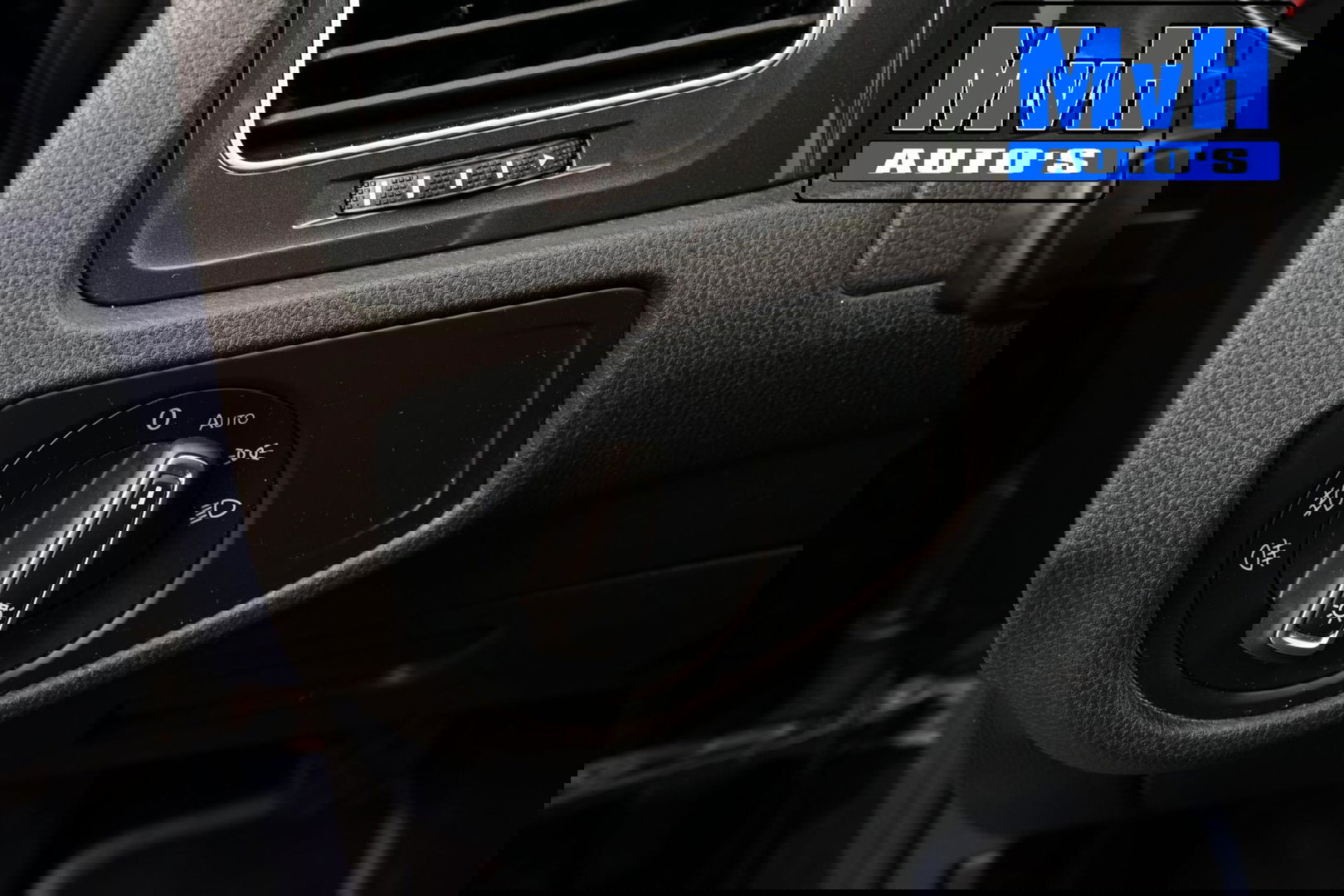 Volkswagen Golf 1.0 TSI Comfortline|ACC|TREKHAAK|PDC|CARPLAY