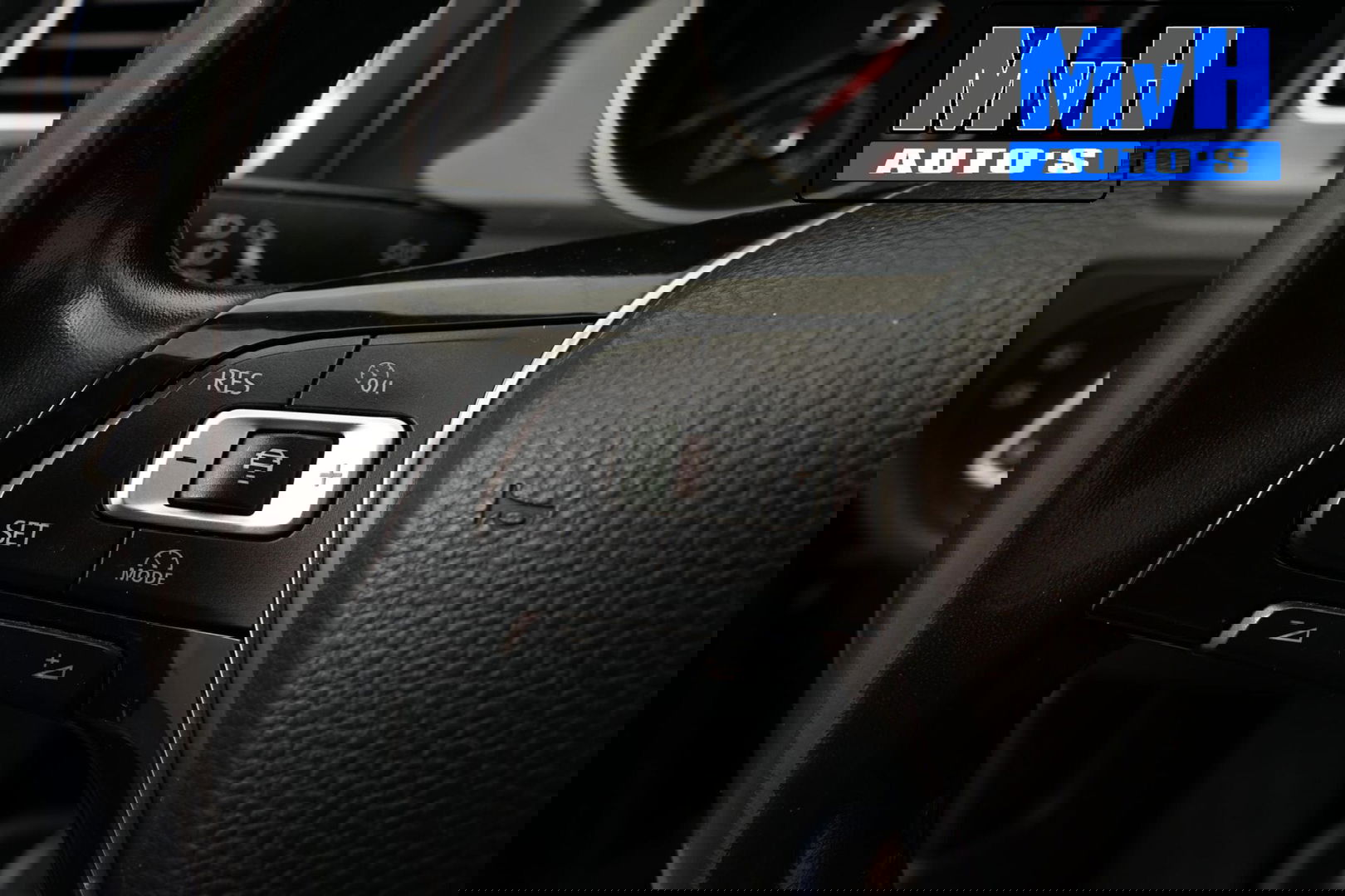 Volkswagen Golf 1.0 TSI Comfortline|ACC|TREKHAAK|PDC|CARPLAY