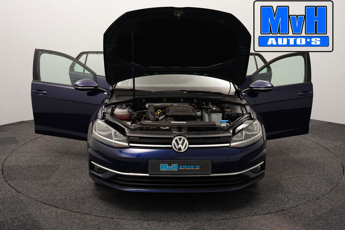 Volkswagen Golf 1.0 TSI Comfortline|ACC|TREKHAAK|PDC|CARPLAY