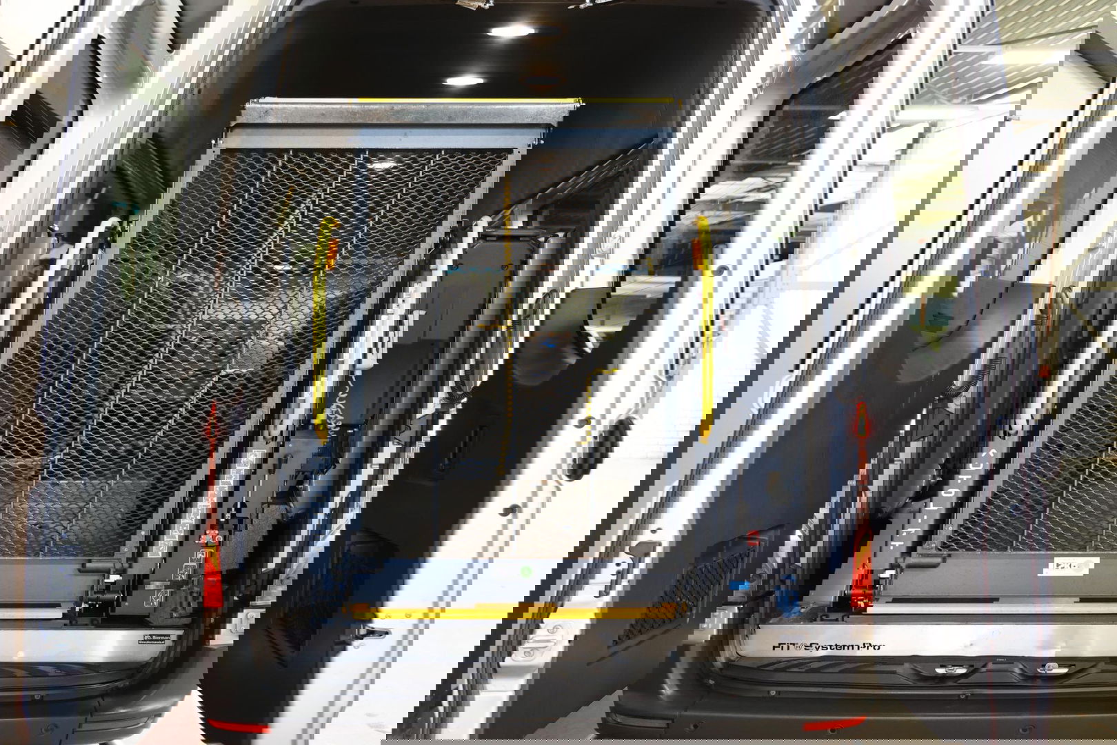 Mercedes-Benz Sprinter Tourer 314 CDI ROLSTOEL 9 PERS BIERMAN OMBOUW