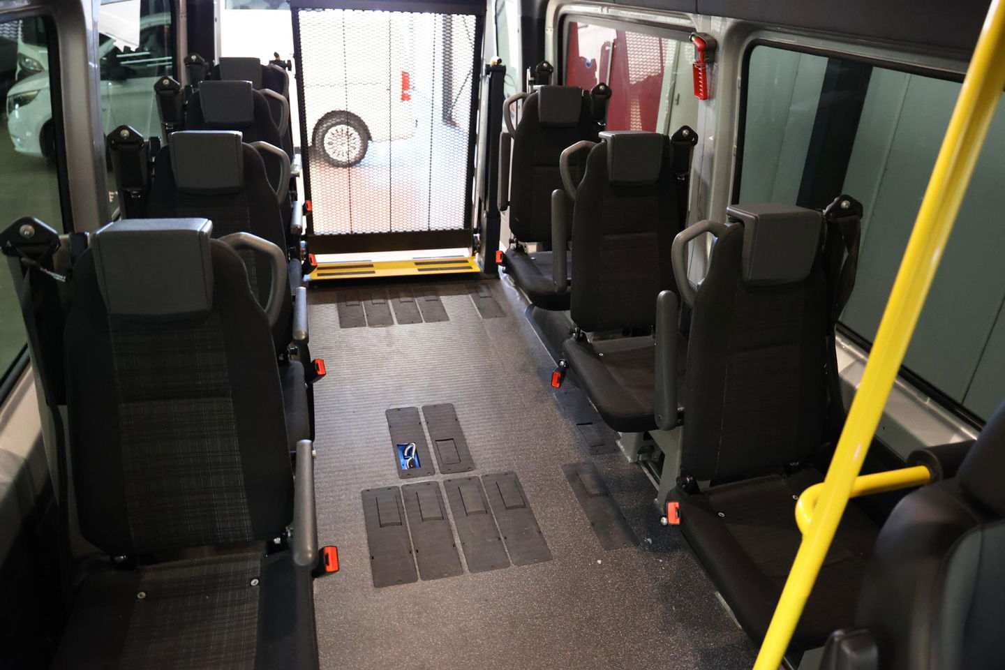 Mercedes-Benz Sprinter Tourer 314 CDI ROLSTOEL 9 PERS BIERMAN OMBOUW