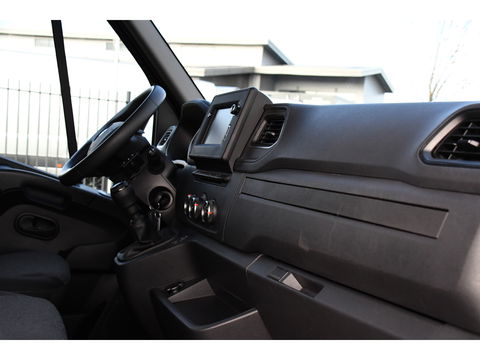 Renault Master T35 2.3 dCi 180 L3H2 Black Edition Camera, 180pk, Cruise, Carplay, Multimedia, Trekhaak, Sensoren, NAVI, Uniek!