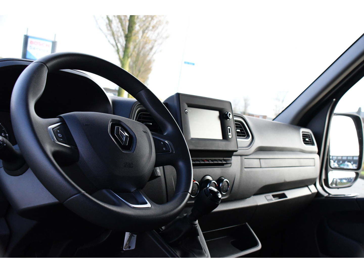Renault Master T35 2.3 dCi 180 L3H2 Black Edition Camera, 180pk, Cruise, Carplay, Multimedia, Trekhaak, Sensoren, NAVI, Uniek!