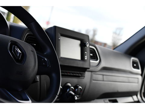 Renault Master T35 2.3 dCi 180 L3H2 Black Edition Camera, 180pk, Cruise, Carplay, Multimedia, Trekhaak, Sensoren, NAVI, Uniek!