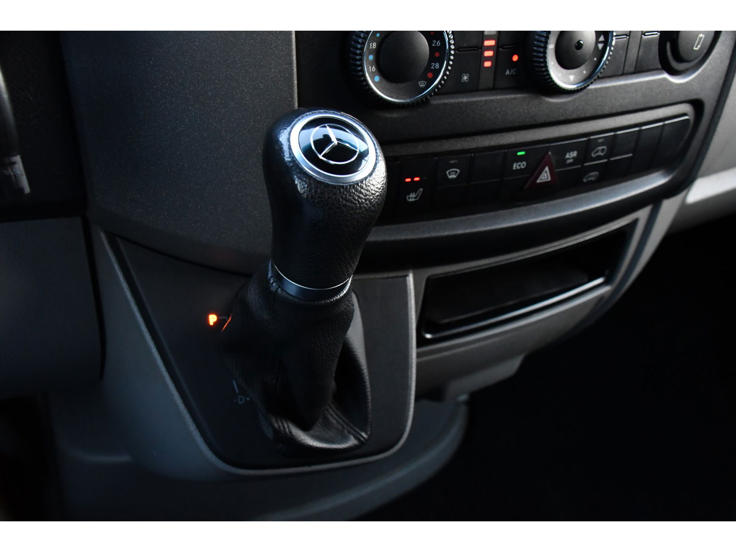 Mercedes-Benz Sprinter 316 2.2 CDI 366 Black Edition Camera, Cruise, Stoelverwarming, 164pk, Automaat, Multimedia, Trekhaak, Uniek!