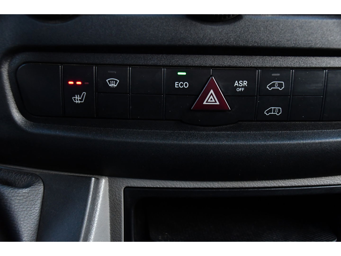 Mercedes-Benz Sprinter 316 2.2 CDI 366 Black Edition Camera, Cruise, Stoelverwarming, 164pk, Automaat, Multimedia, Trekhaak, Uniek!