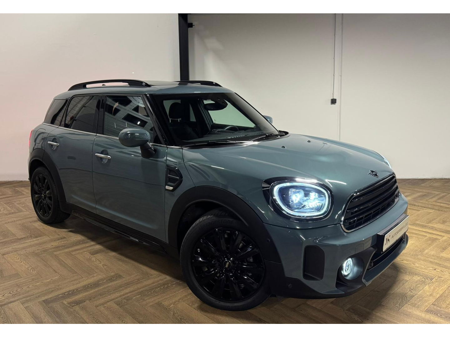 MINI Countryman 1.5 Cooper MINI Yours PANO HUD KEYLESS