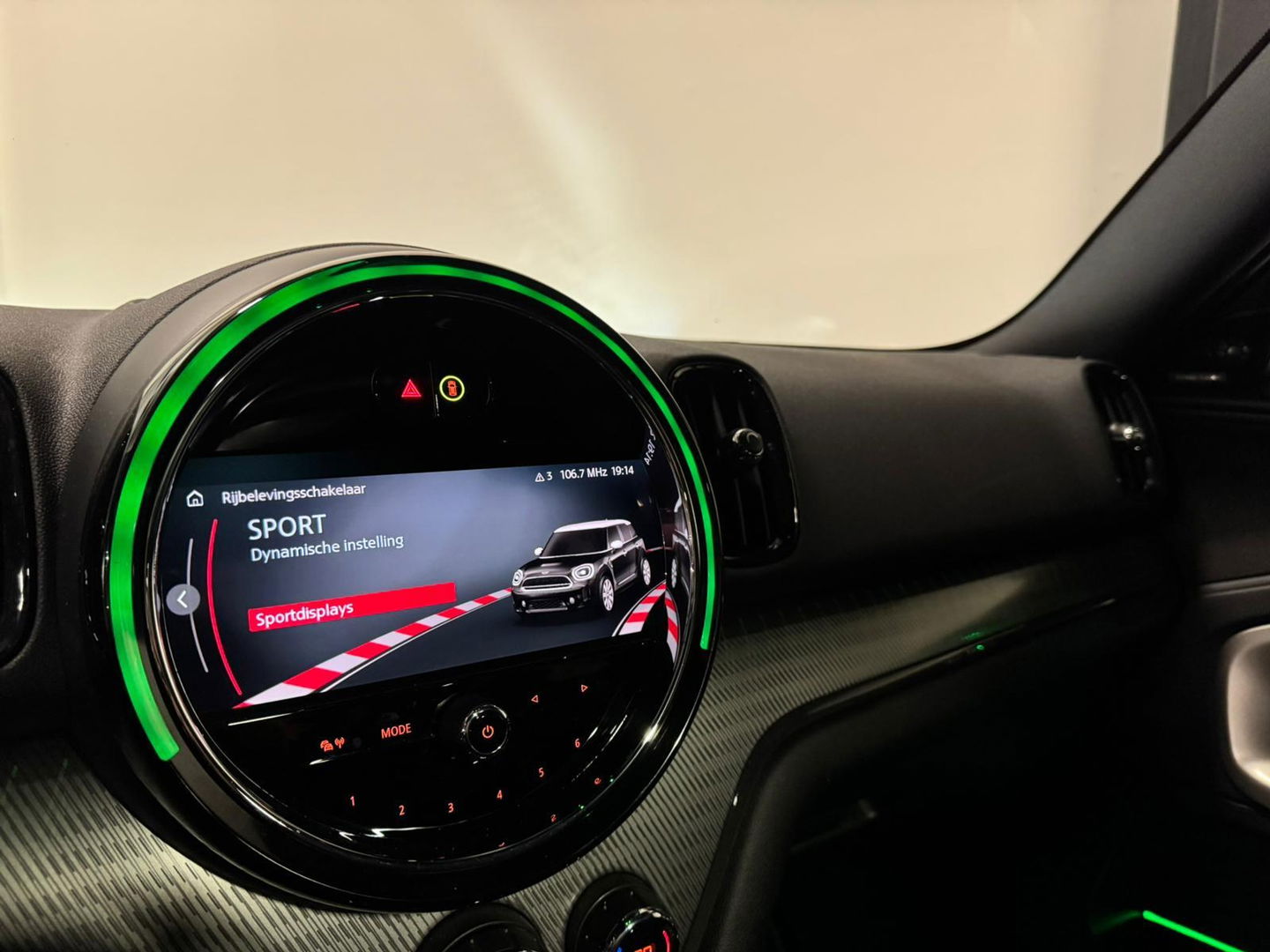 MINI Countryman 1.5 Cooper MINI Yours PANO HUD KEYLESS