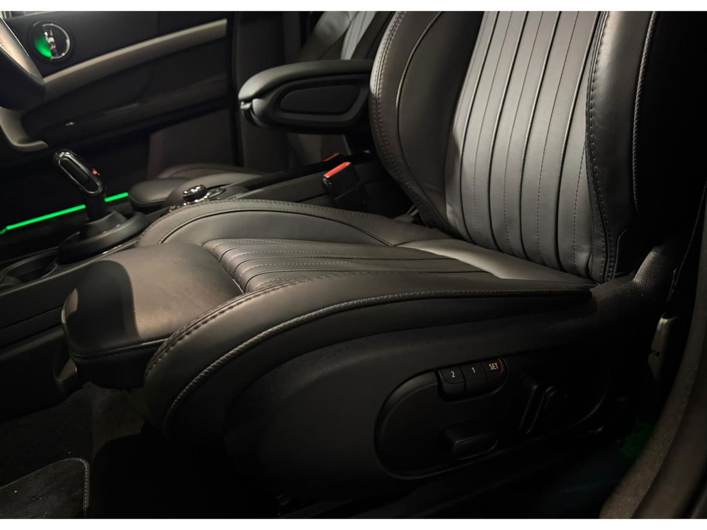 MINI Countryman 1.5 Cooper MINI Yours PANO HUD KEYLESS