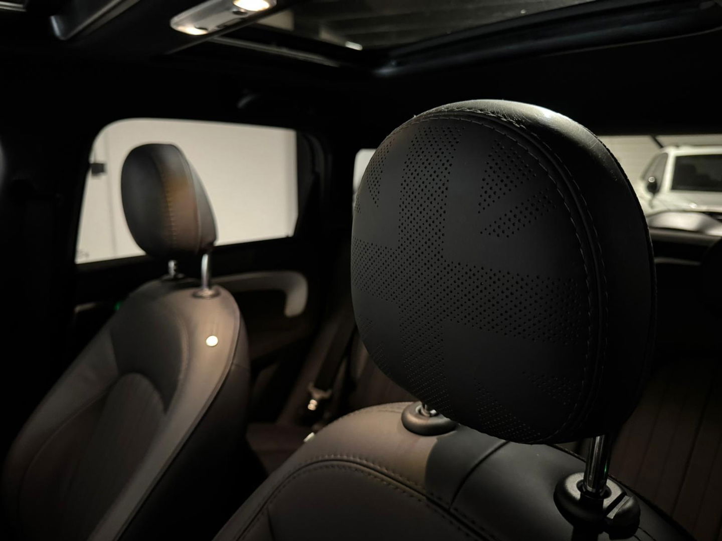 MINI Countryman 1.5 Cooper MINI Yours PANO HUD KEYLESS