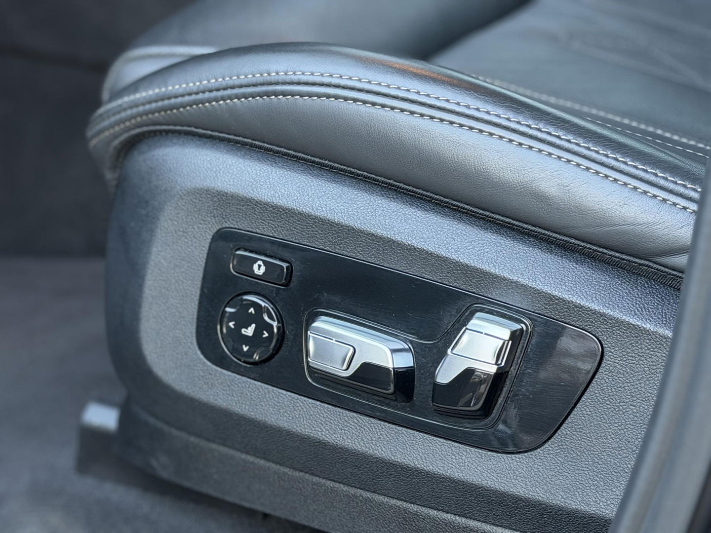 BMW X5 xDrive45e High Ex. M-Sport |Pano|H/K|Laser|Individual|CoPilot|Stoel Massage/Ventilatie|22"|Trekhaak