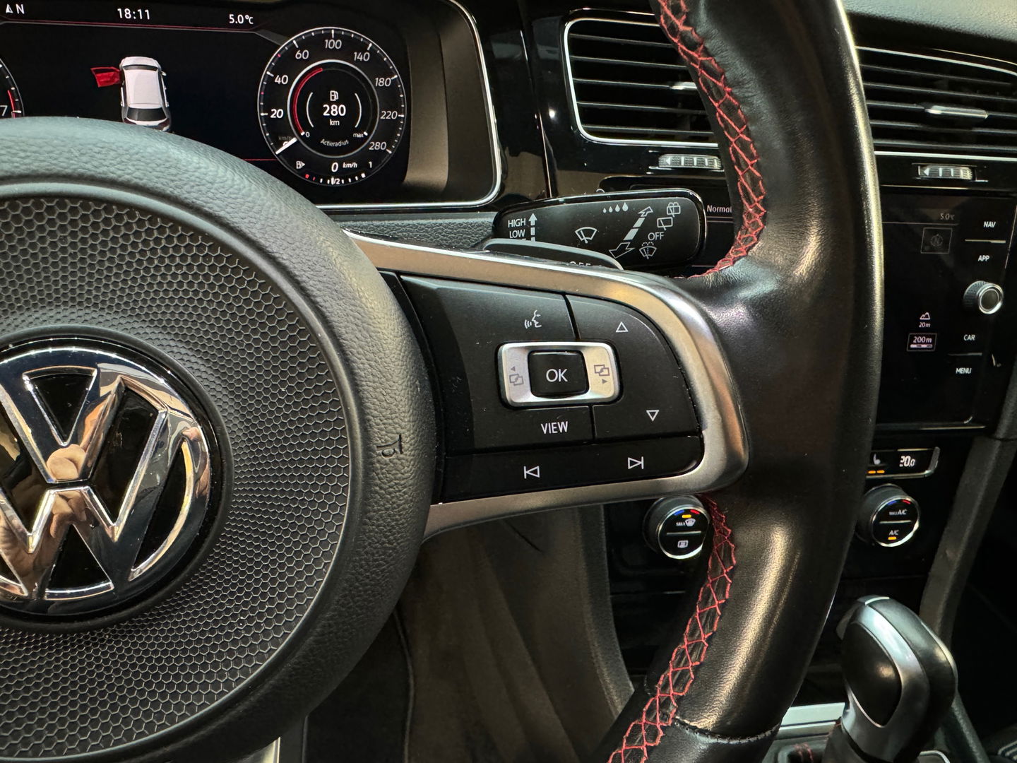 Volkswagen Golf 2.0 TSI GTI Performance Pano|Keyless|DCC|Cam