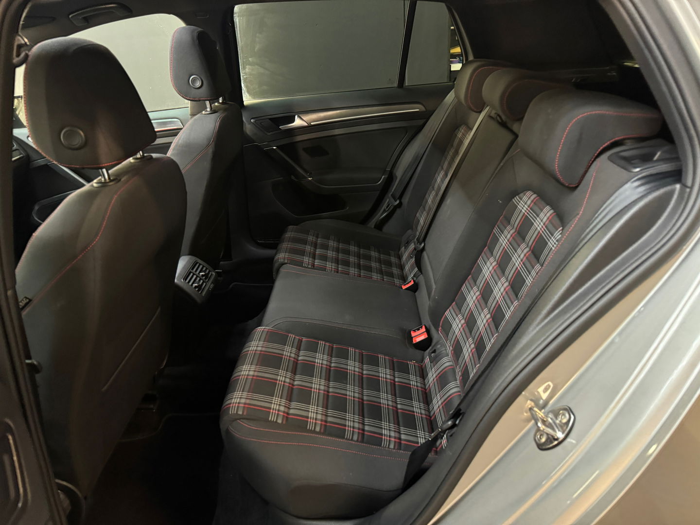 Volkswagen Golf 2.0 TSI GTI Performance Pano|Keyless|DCC|Cam