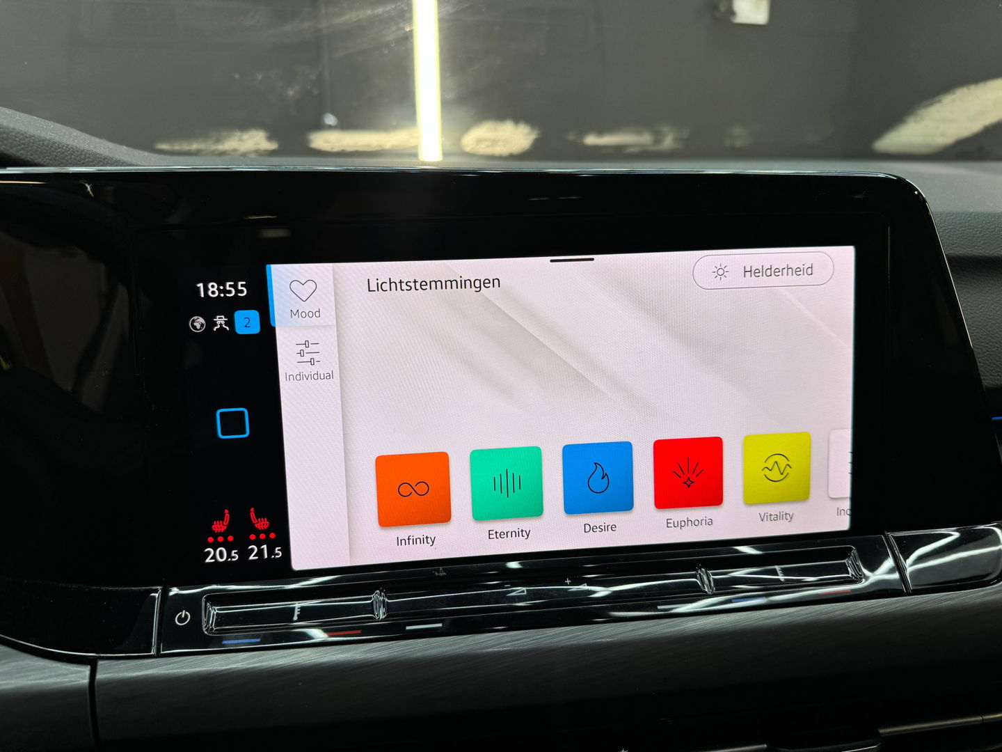 Volkswagen Golf 1.4 eHybrid Style IQ|Memory|Massage|Sfeer