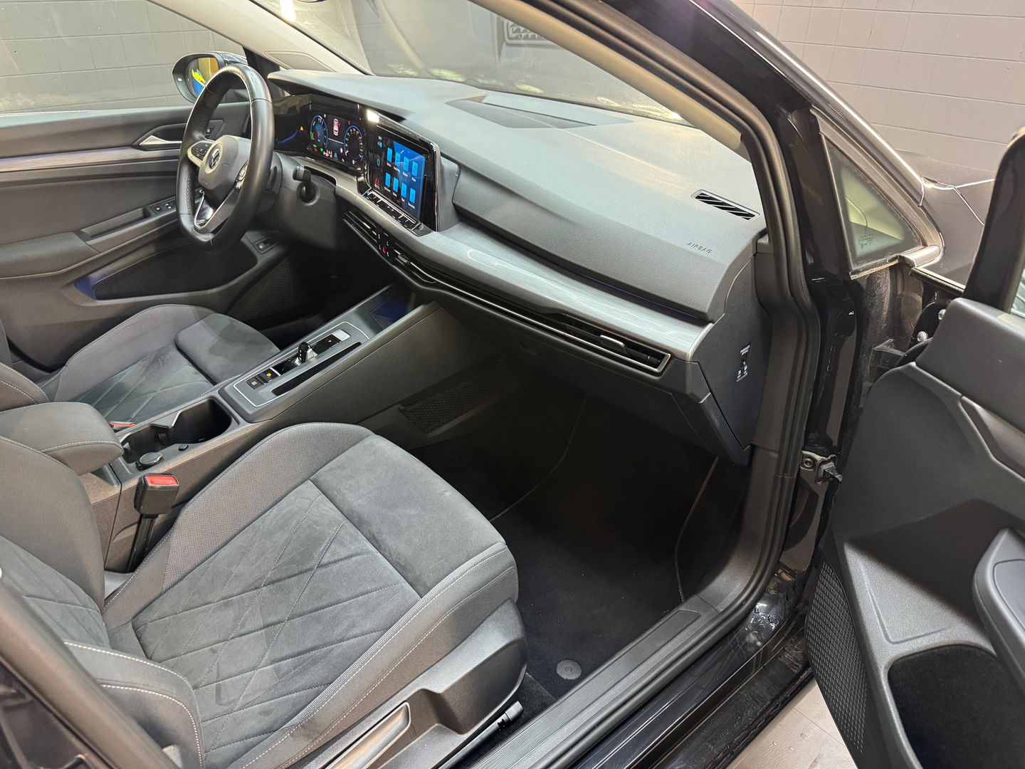 Volkswagen Golf 1.4 eHybrid Style IQ|Memory|Massage|Sfeer