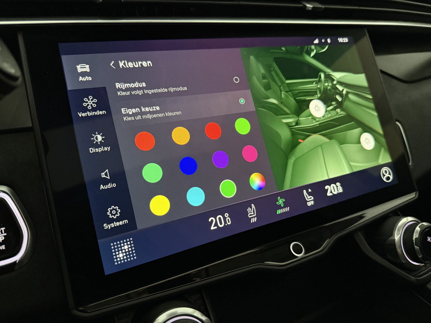 Lynk Co 01 1.5 Black Edition | SOH 94% | Pano | Trekh. | Memory | 360° | Sfeer | Virtual | Carplay | Adap. Cruise