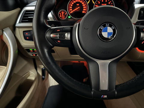 BMW 3 Serie 330e M-Sport Leer Navi Cruise PDC NAP