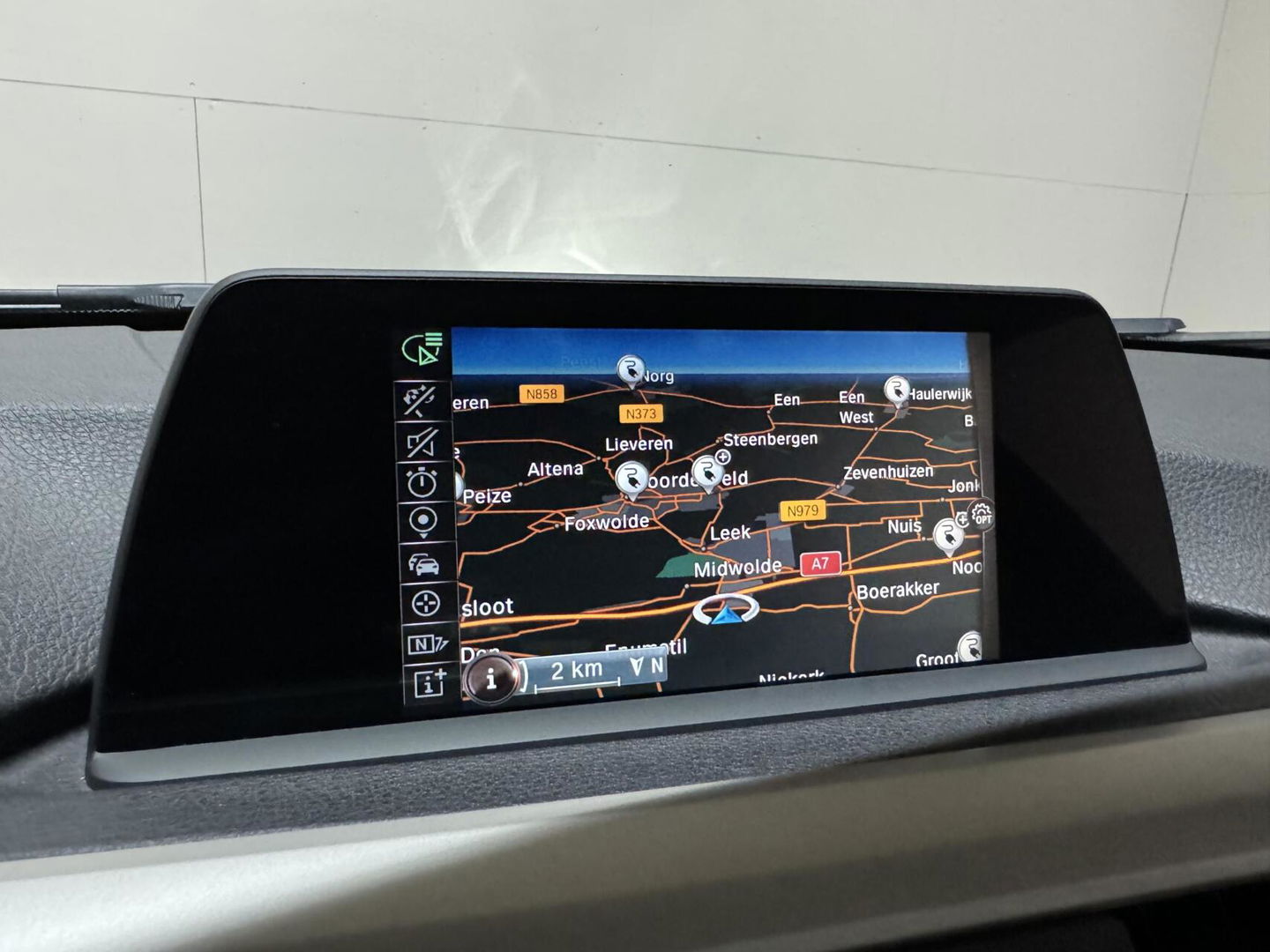 BMW 3 Serie 330e M-Sport Leer Navi Cruise PDC NAP