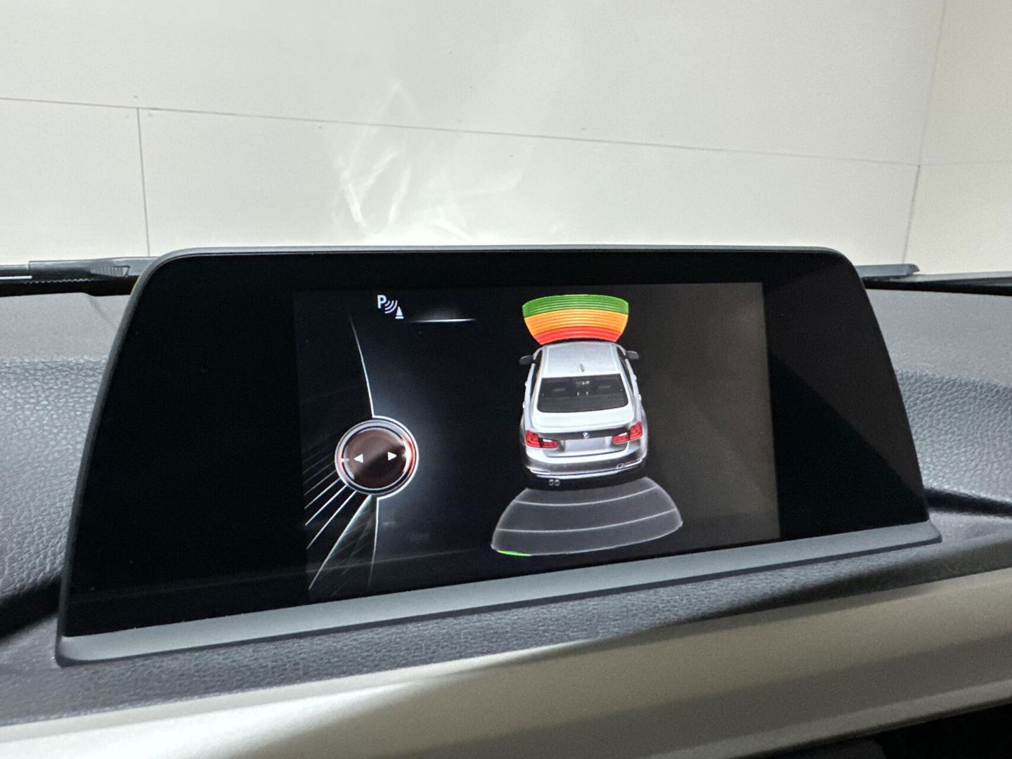 BMW 3 Serie 330e M-Sport Leer Navi Cruise PDC NAP