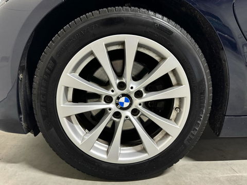 BMW 3 Serie 330e M-Sport Leer Navi Cruise PDC NAP
