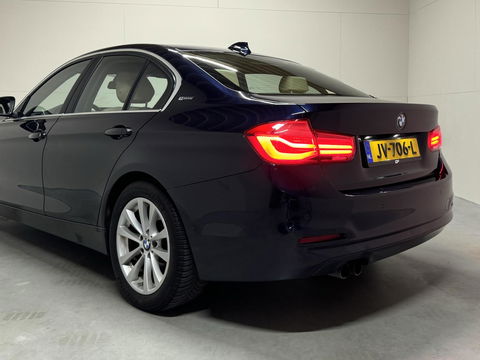 BMW 3 Serie 330e M-Sport Leer Navi Cruise PDC NAP