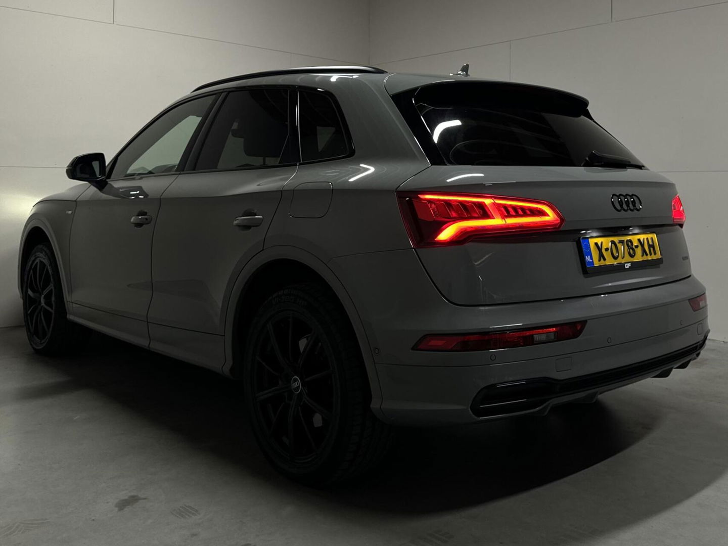 Audi Q5 50 TFSI e Quattro Black Edition S-Line Pano B&O 360° Sfeer ACC