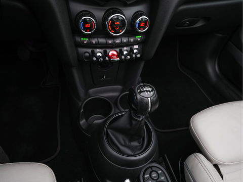 MINI Cabrio 1.5 Cooper Chili *LUXURY-LEATHER | FULL-LED | HEATED-SPORTSEATS | KEYLESS | NAVI-FULLMAP | ECC | PDC | CRUISE | AMBIENT-LIGHT | AIRSCARF | 18''ALU*