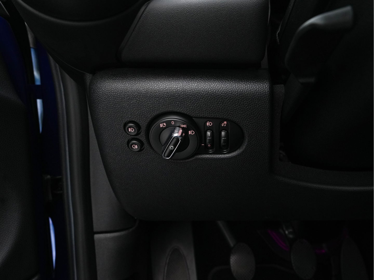 MINI Cabrio 1.5 Cooper Chili *LUXURY-LEATHER | FULL-LED | HEATED-SPORTSEATS | KEYLESS | NAVI-FULLMAP | ECC | PDC | CRUISE | AMBIENT-LIGHT | AIRSCARF | 18''ALU*