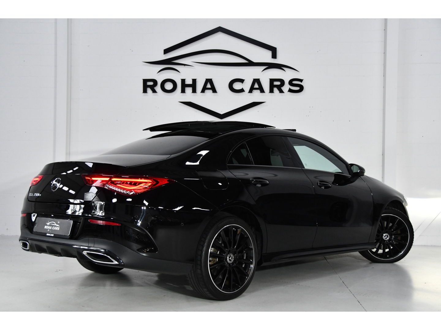 Mercedes-Benz CLA-Klasse 250 e AMG Line Line Pano Sfeer Cam Keyless