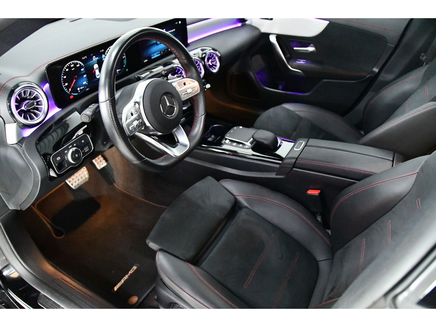 Mercedes-Benz CLA-Klasse 250 e AMG Line Line Pano Sfeer Cam Keyless