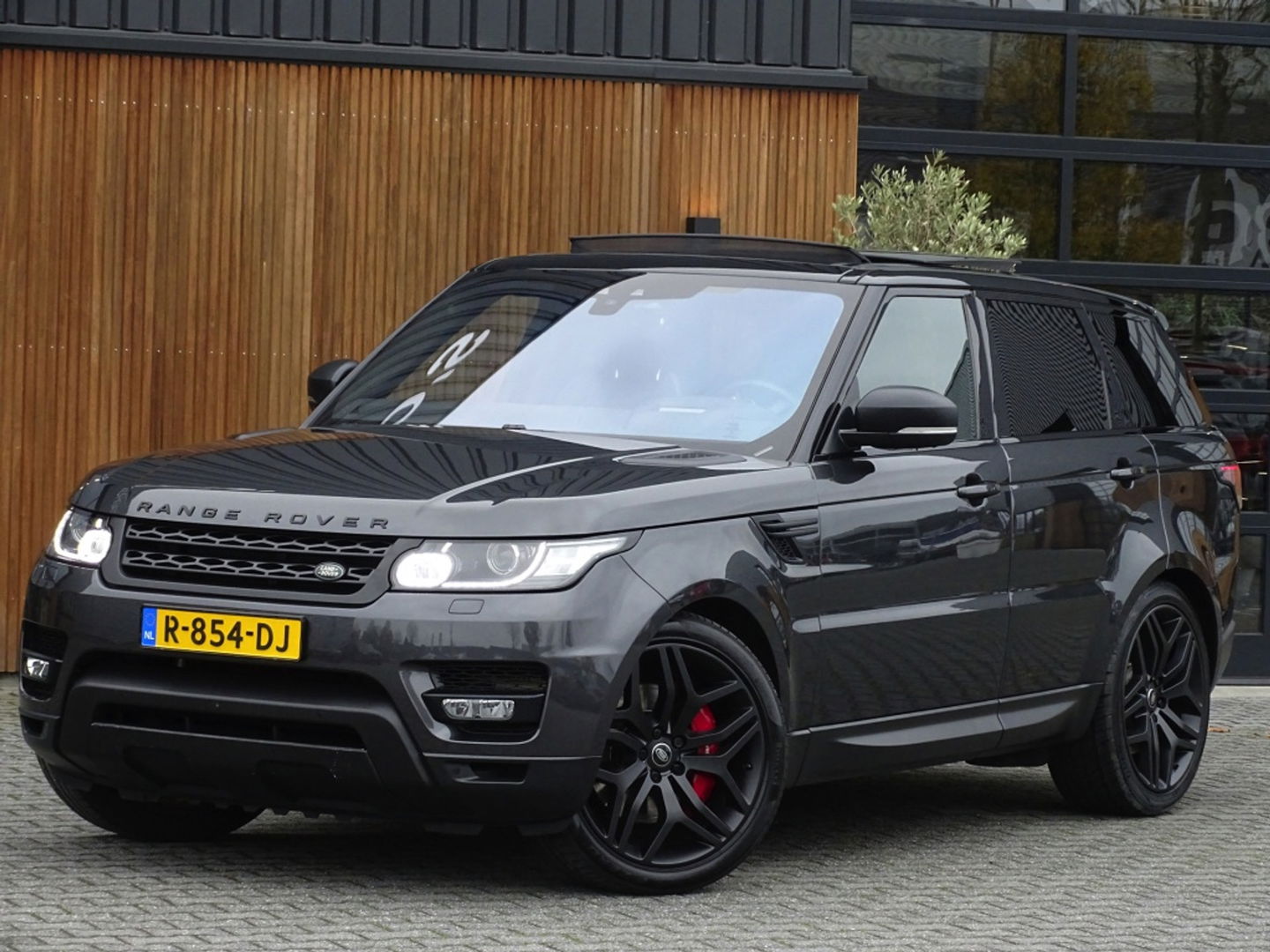 Land Rover Range Rover Sport 3.0 SDV6 306PK / R-Dynamic / facelift / Meridian / LED