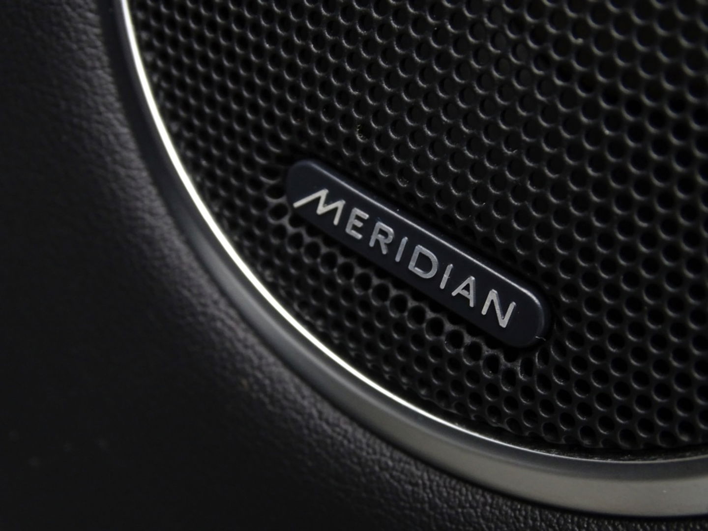 Land Rover Range Rover Sport 3.0 SDV6 306PK / R-Dynamic / facelift / Meridian / LED