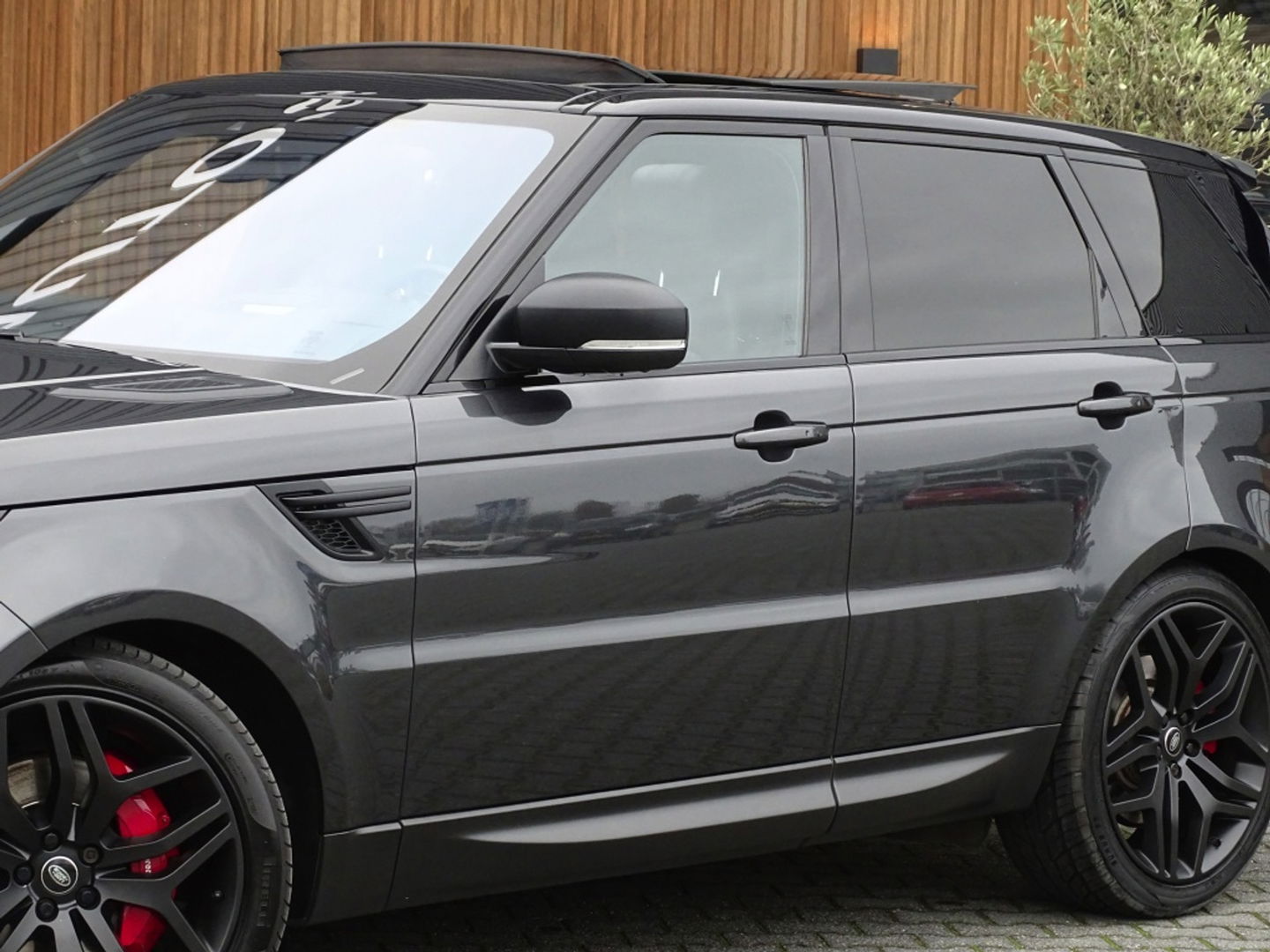 Land Rover Range Rover Sport 3.0 SDV6 306PK / R-Dynamic / facelift / Meridian / LED