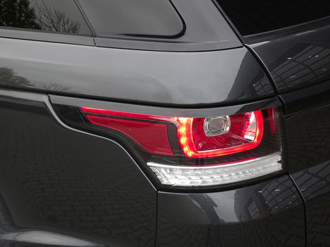 Land Rover Range Rover Sport 3.0 SDV6 306PK / R-Dynamic / facelift / Meridian / LED