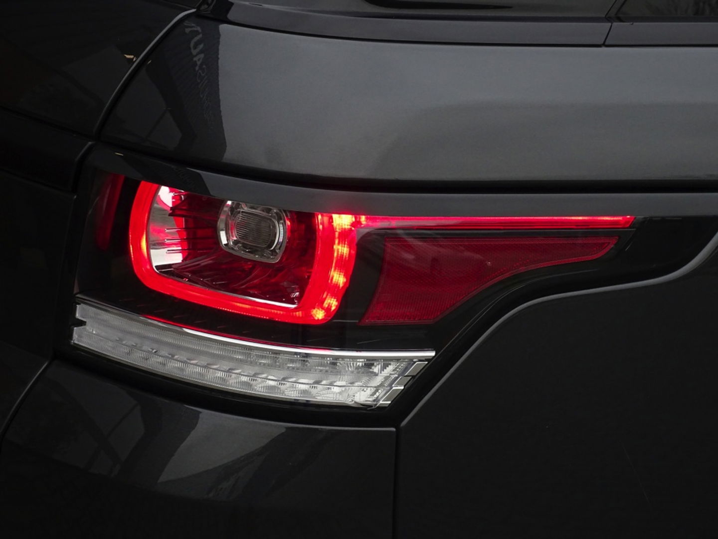 Land Rover Range Rover Sport 3.0 SDV6 306PK / R-Dynamic / facelift / Meridian / LED